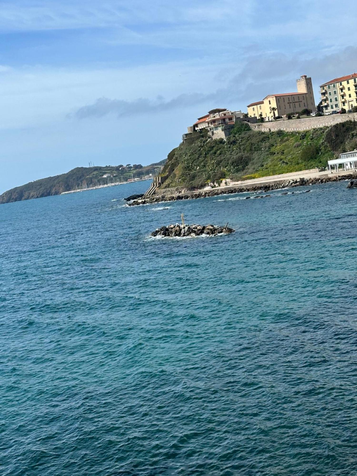 Appartamenti Tra Cielo E Mare Piombino Exterior foto